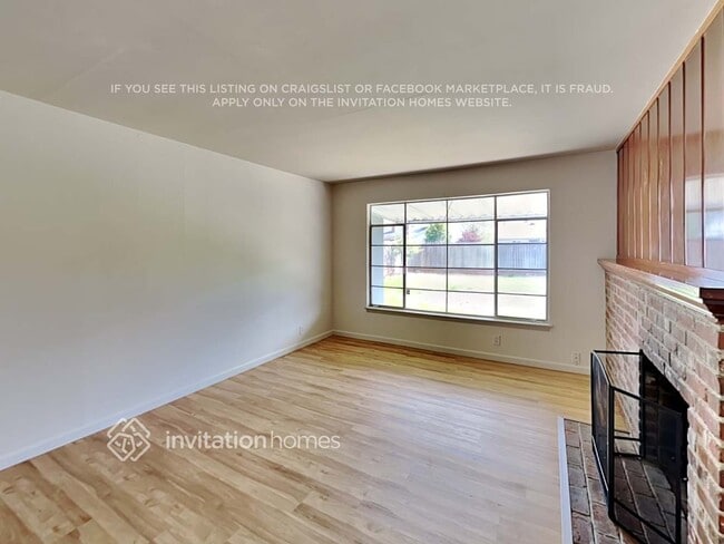 Building Photo - 4300 42nd Ave