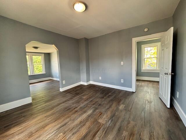 Building Photo - 448 E Woodrow Ave