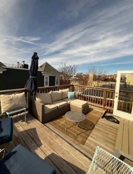 Building Photo - 236 E St