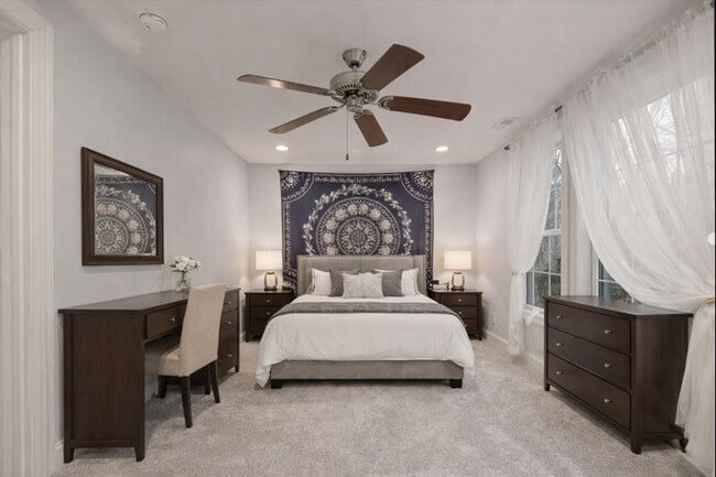 Building Photo - 7324 Shellburne Dr