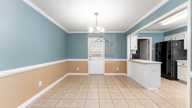 Building Photo - 7039 Stoneybrook Dr