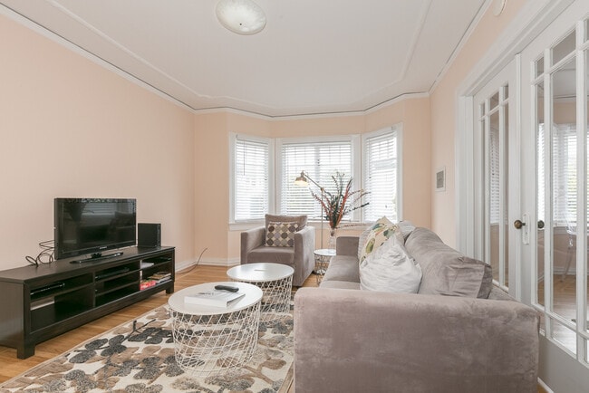 Building Photo - 3434 California St