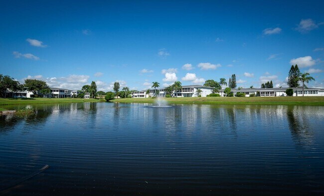 Building Photo - 2920 SW 15th St