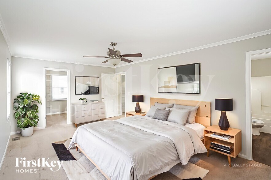 Building Photo - 1692 Comanche Run