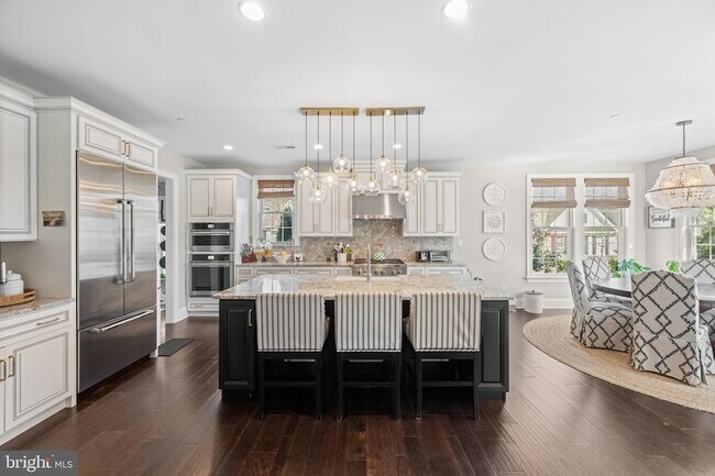 Building Photo - 407 Berlo Ln