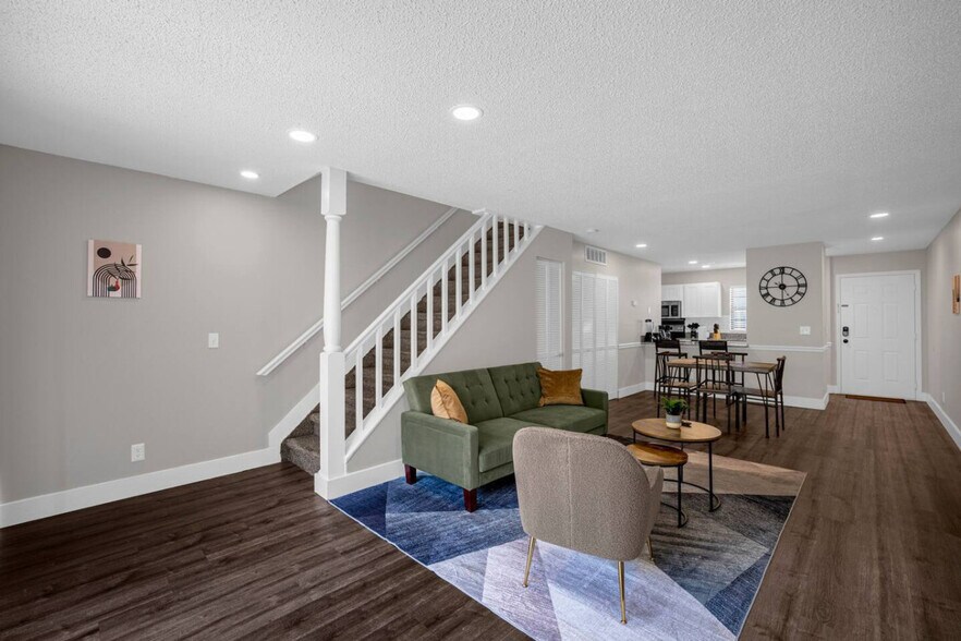 Building Photo - 13803 Heritage Club Dr