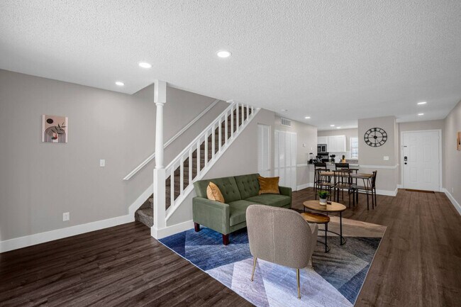 Building Photo - 13803 Heritage Club Dr