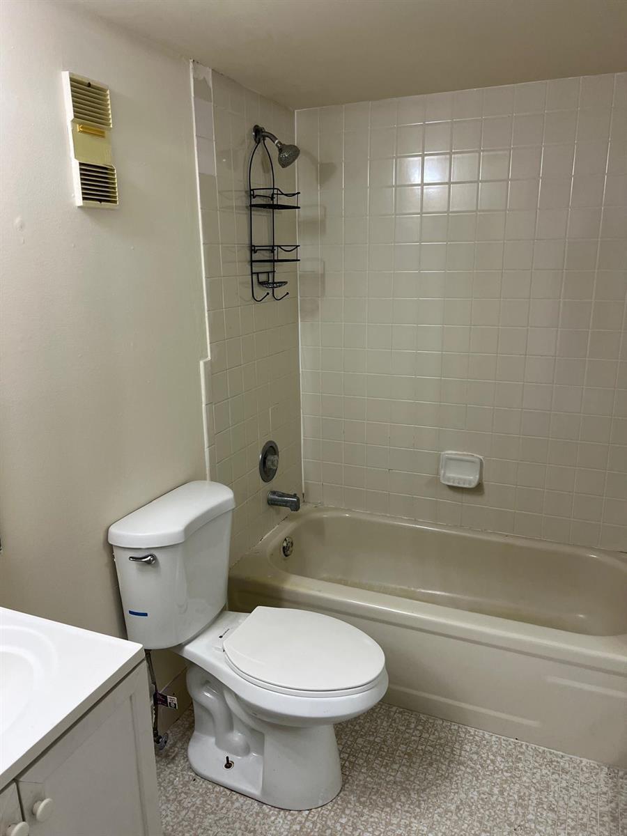 Building Photo - 8600 N Sherman Cir