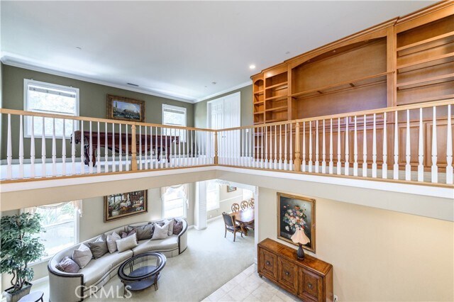 Building Photo - 21 Bent Oak