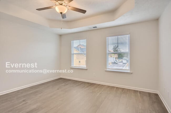 Building Photo - 307 Raines Ct