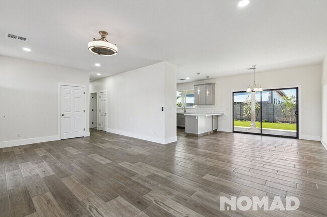 Building Photo - Brand New Charming 3BR House in Gilbert