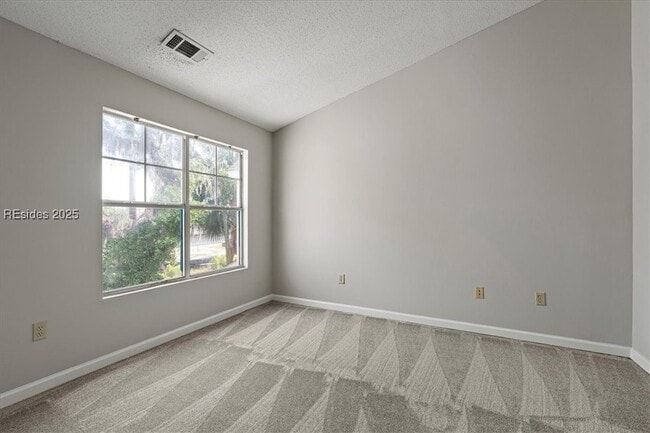 Building Photo - 32 Old S Ct