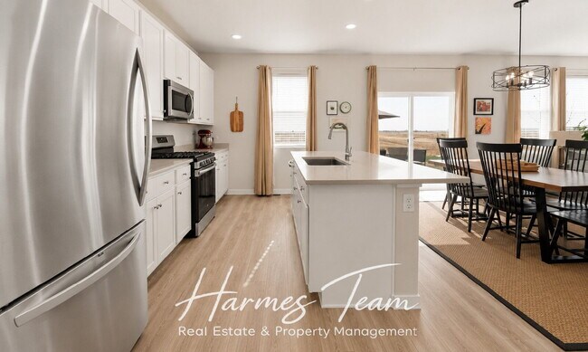Building Photo - Beautiful 5 Bedroom Home in the Trails of Aspen Ridge