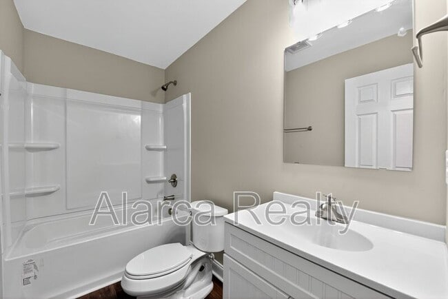 Building Photo - 6634 Rockwell Blvd