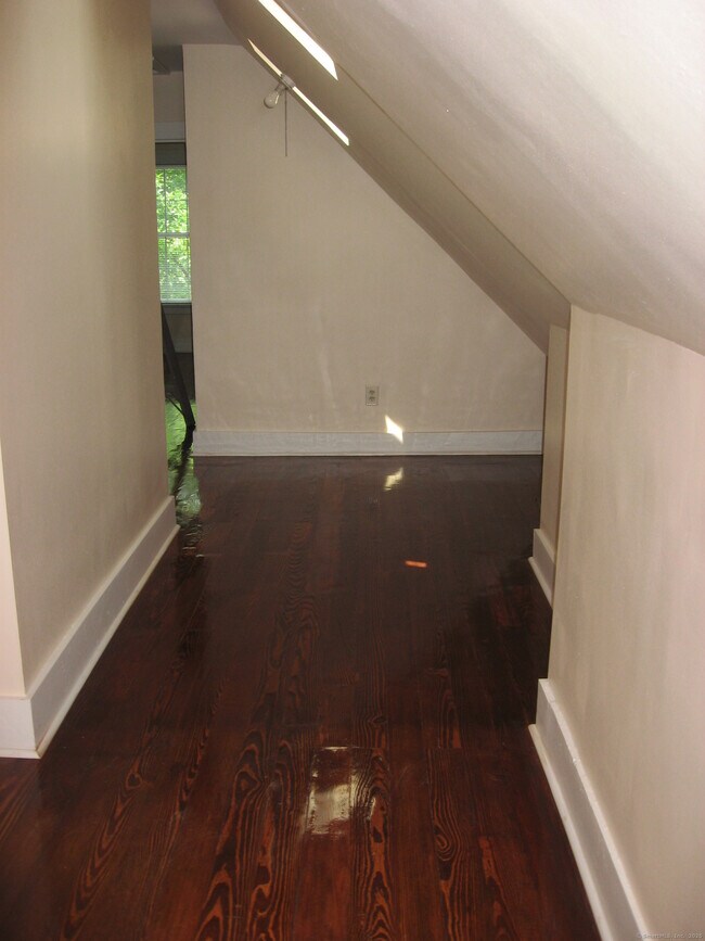 Building Photo - 30 Tilton St