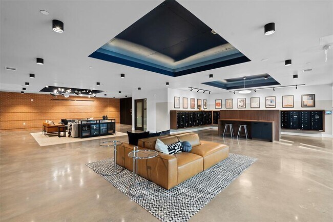 Building Photo - 4315 S Congress Ave