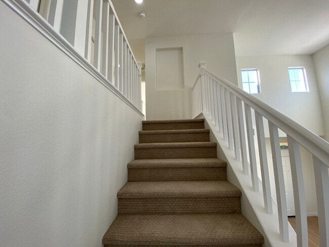 Building Photo - Gorgeous 4 Bedroom Carlsbad Home With A Stunning View and Solar!