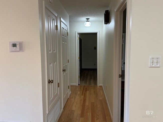 Building Photo - 22022 Nelson St