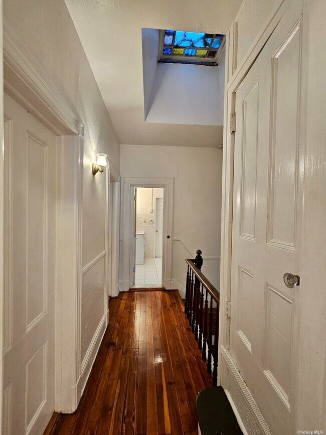 Building Photo - 21-20 41st St