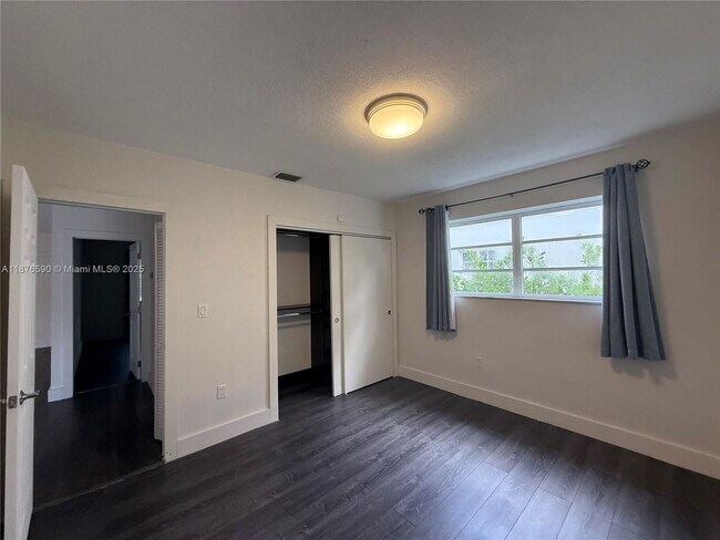 Building Photo - 4021 Red Rd