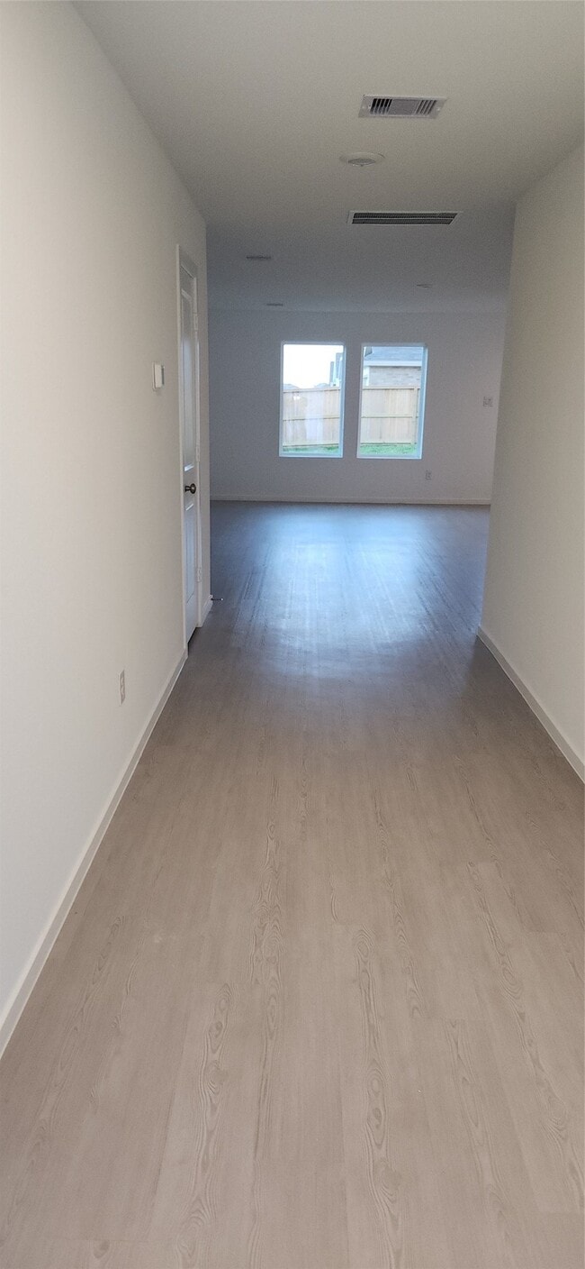 Building Photo - 26815 Prairie Smoke Ln