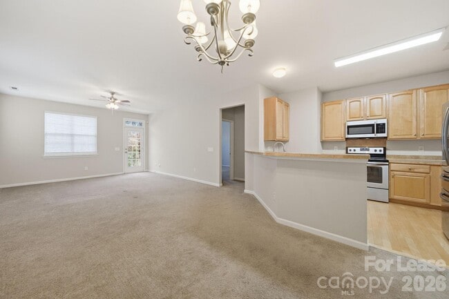 Building Photo - 16528 Kettlewell Ln