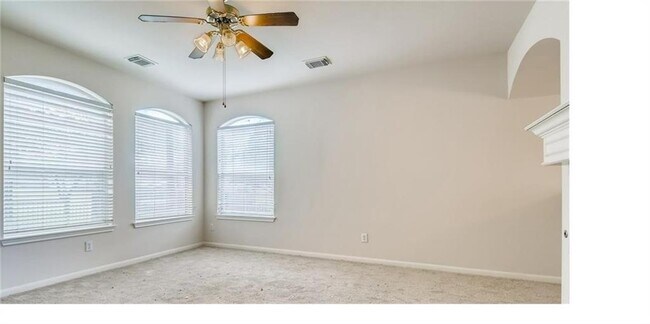 Building Photo - 1821 Briarton Ln N