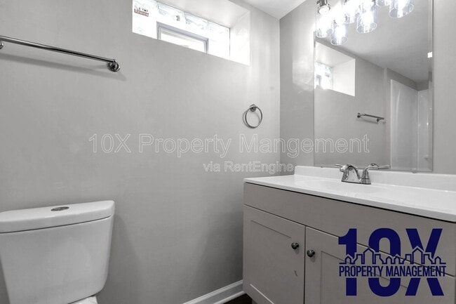 Building Photo - 2453 McGuffey Rd