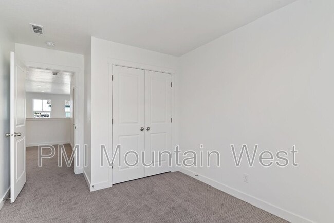 Building Photo - 1836 Red Twilight Ln