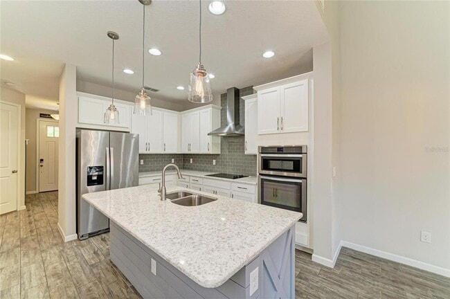 Building Photo - 11607 Brookside Dr