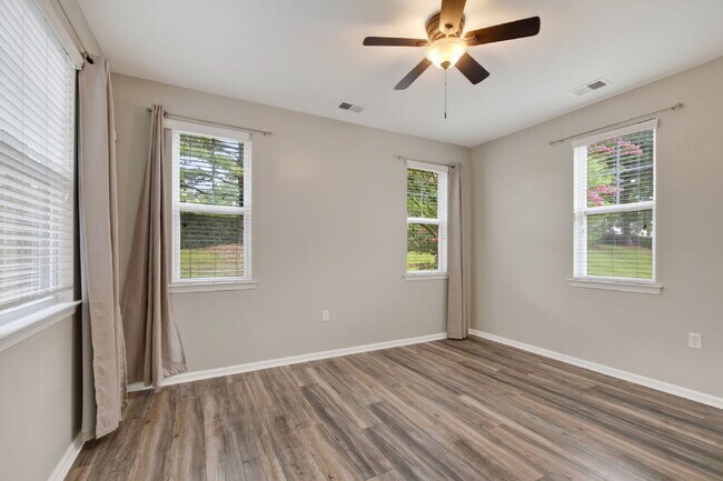 Building Photo - Beautiful Crofton at Spence Crossing Townhome/Condo | 3 BR | 2.5 BA | 1,867 Sq. Ft.