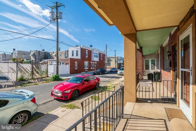 Building Photo - 3462 Almond St