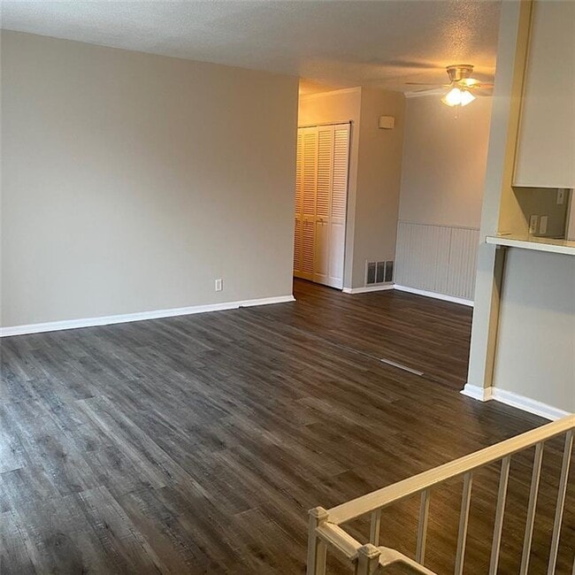 Building Photo - 6458 Lupine Terrace