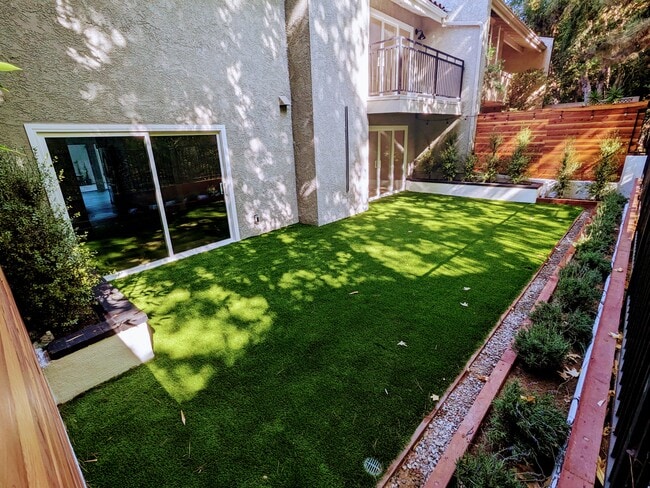 Building Photo - 2510 Almaden Ct