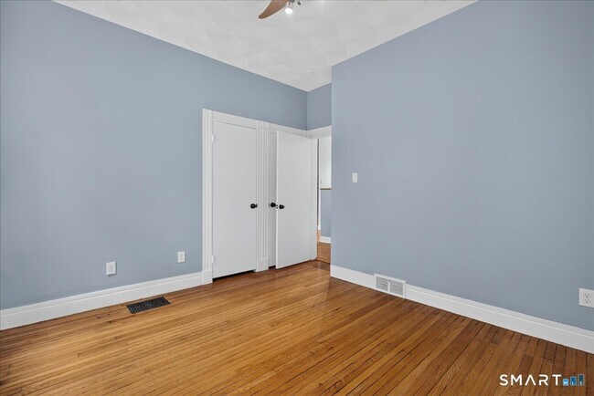 Building Photo - 172 Ellsworth Ave