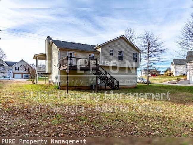 Building Photo - 177 Majesty Dr