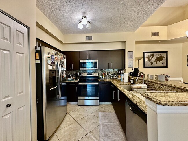 Building Photo - 1230 Reserve Way