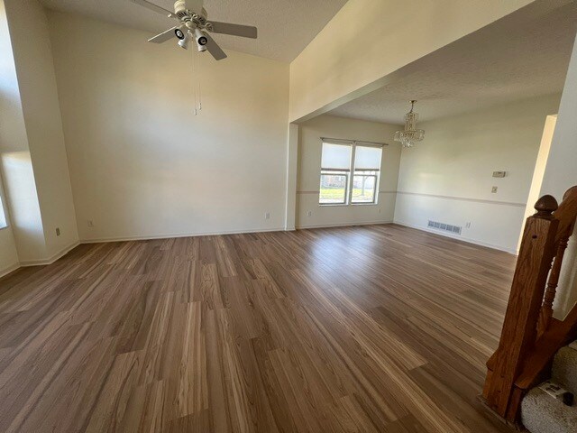 Building Photo - 6111 Saint Mel Cir