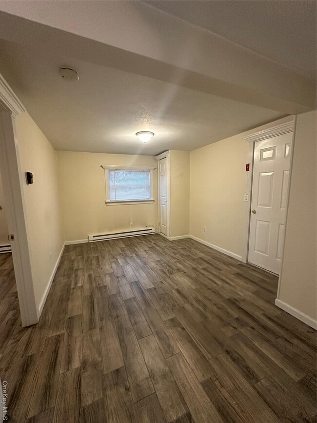 Building Photo - 1 Huron Dr