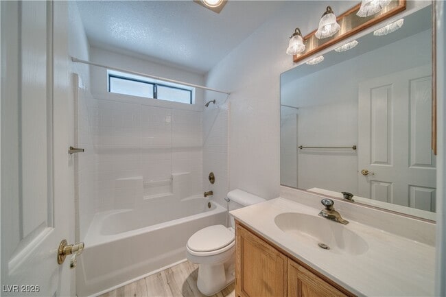 Building Photo - 3011 Pebble Beach Ave