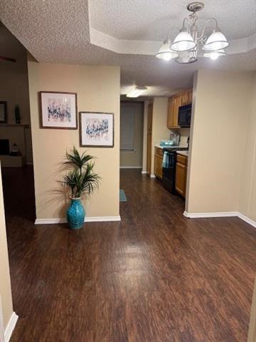 Building Photo - 4300 Hulen Cir E