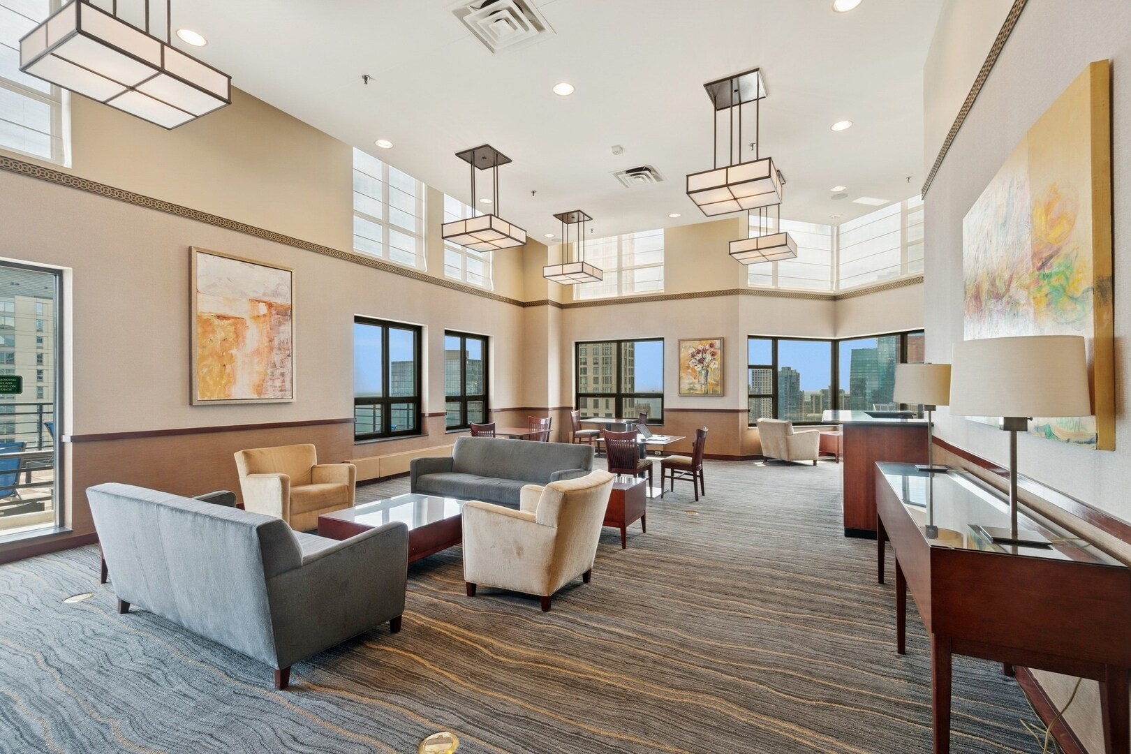 Building Photo - 401 E Ontario St