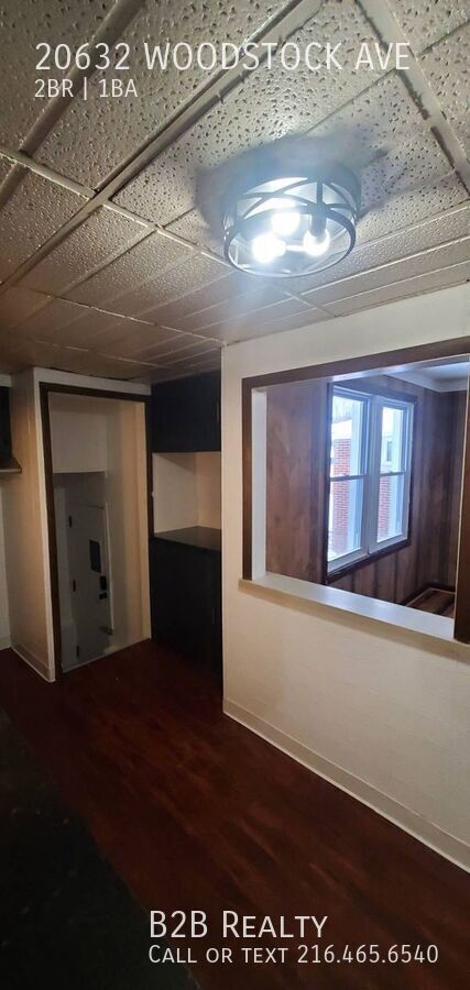 Building Photo - 20632 Woodstock Ave