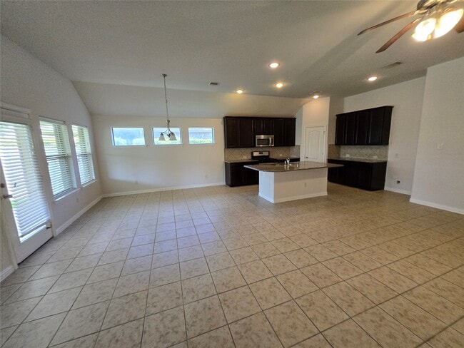 Building Photo - 26502 Green Heron Dr