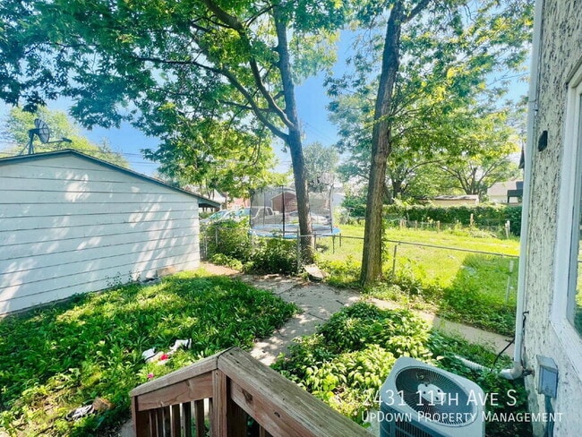 Building Photo - 2431 11th Ave S