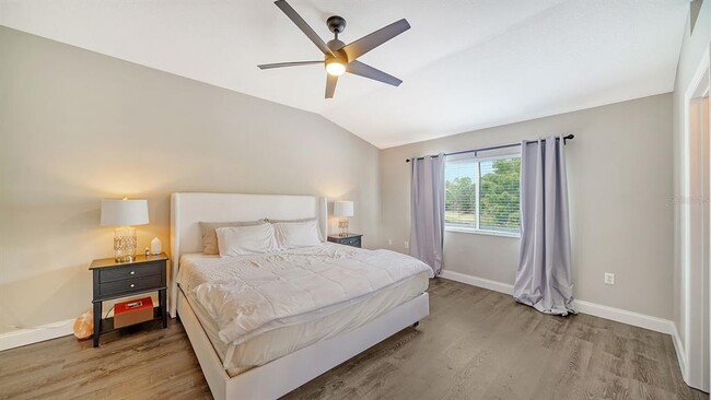 Building Photo - 6122 Blue Runner Ct