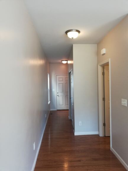 Building Photo - 103 Shire Dr
