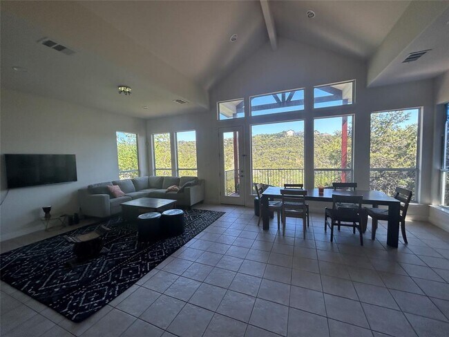 Building Photo - 6705 Fort Davis Cove