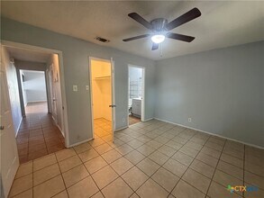 Building Photo - 102 Cockerham St