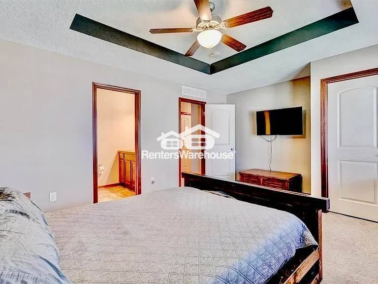 Building Photo - 1207 NE 7th Ln